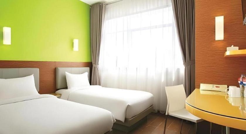 Amaris Hotel La Codefin Kemang Jacarta Exterior foto